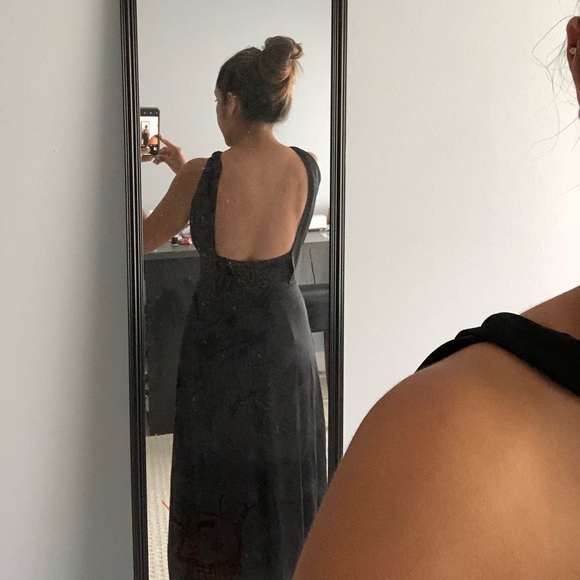 NWT: Full length, Banana Rep Monogram gown black. - Picture 3 of 8